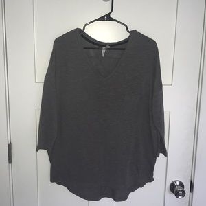 3/4 sleeve shirt